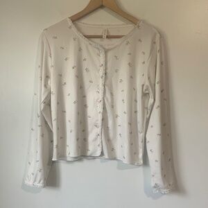 Floral Button-Up Lace Accents Long Sleeve Top With Pink Rosebud Print